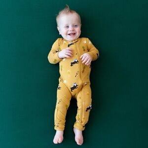 Kyte Baby Zip Romper Hufflepuff 6-12 NIB